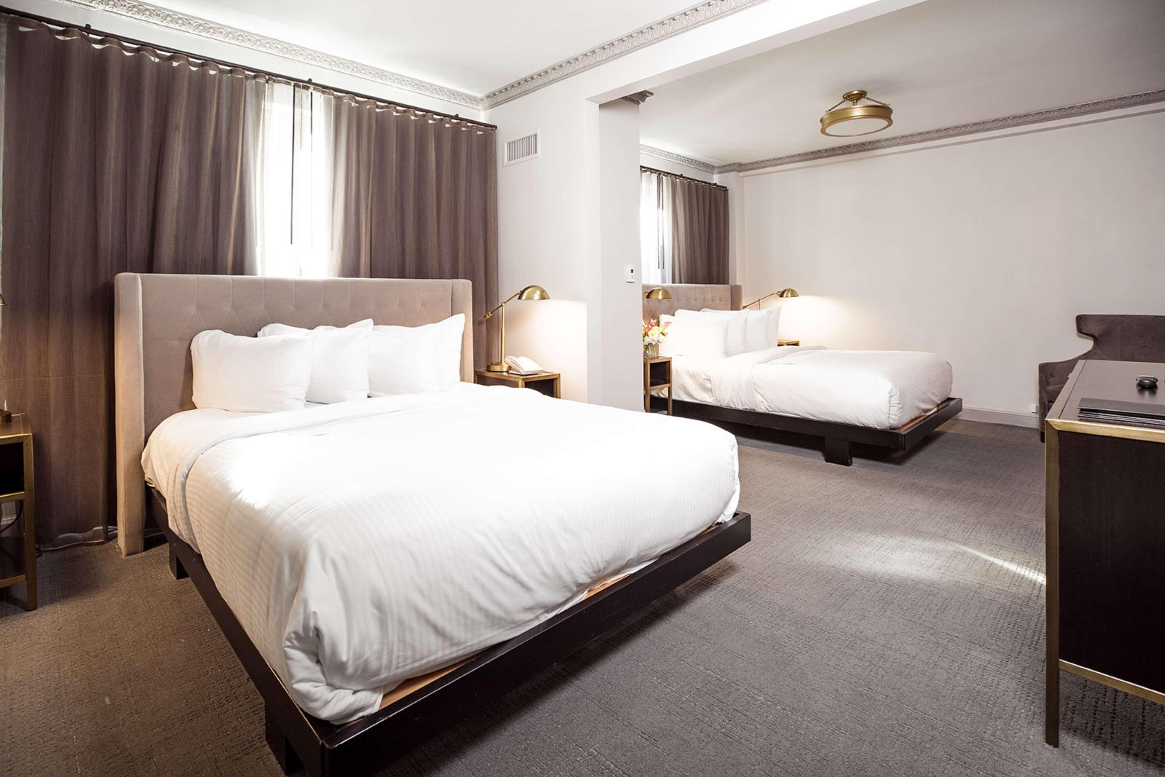 Hotel Phillips Kansas City, Curio Collection By Hilton Esterno foto