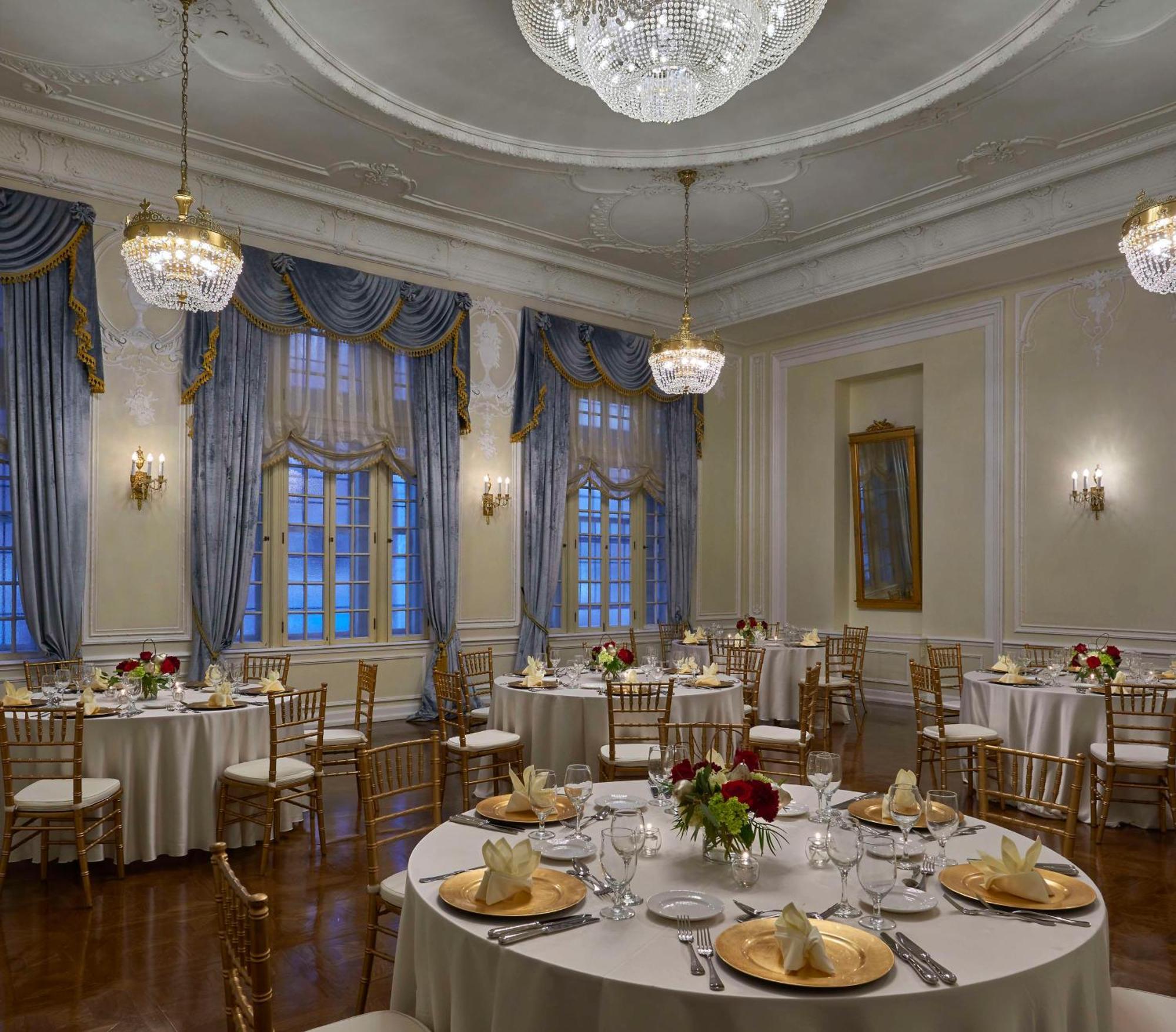 Hotel Phillips Kansas City, Curio Collection By Hilton Esterno foto