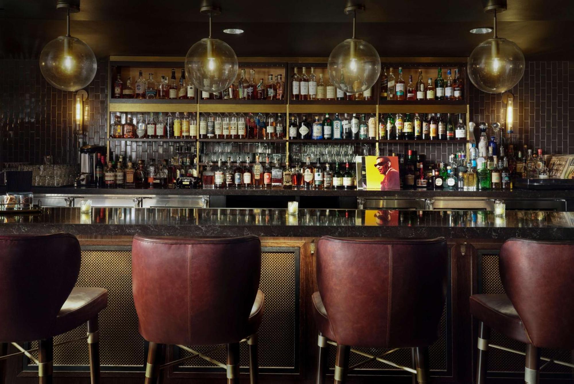 Hotel Phillips Kansas City, Curio Collection By Hilton Esterno foto