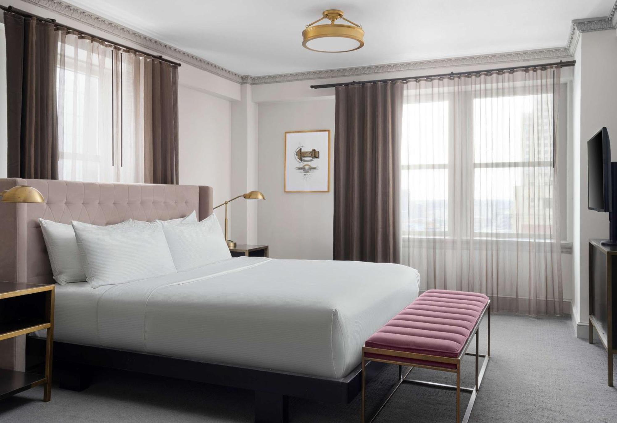 Hotel Phillips Kansas City, Curio Collection By Hilton Esterno foto