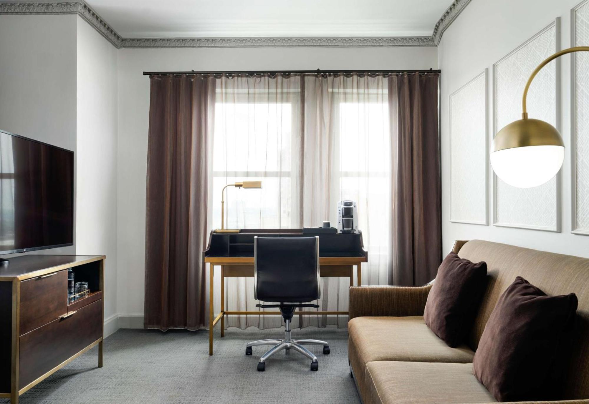 Hotel Phillips Kansas City, Curio Collection By Hilton Esterno foto