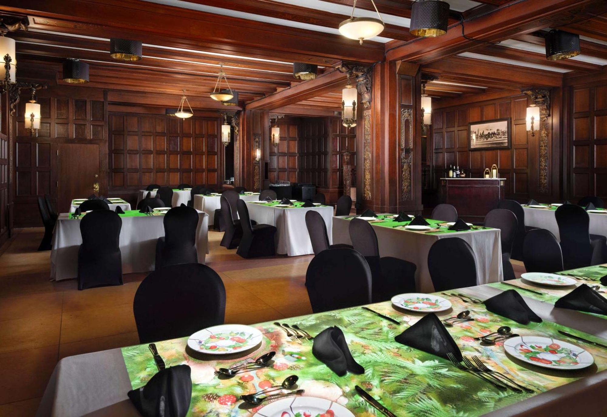 Hotel Phillips Kansas City, Curio Collection By Hilton Esterno foto